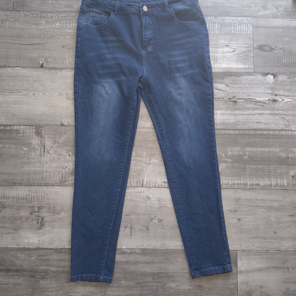 Women's Blue Jeans